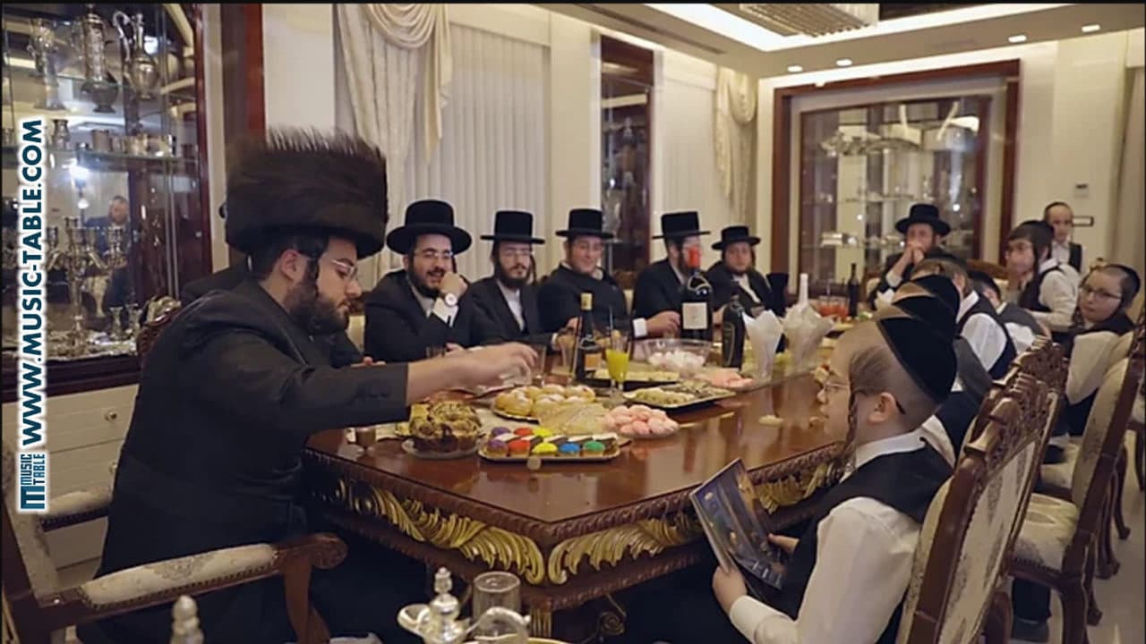 Motty Wiesel - Menorah