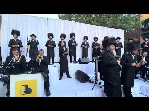 Beautiful chuppa Meir adler&Mliech Brunsteim& Yididim choir@Avrumi barko