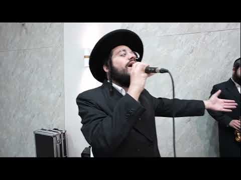 שרוליק ברזל 🎤 לייבי בינדר 🎹 משה סומר 🎷🎶💖💖💖