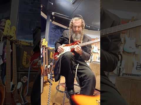 Rock N Roll Rabbi’s vid:gat_brothers and kleyzemer