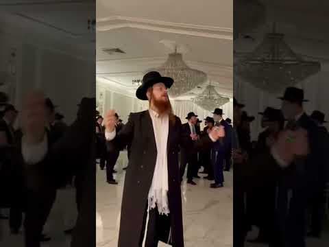 Shea Kaller 🎹 Avrum Mordche Schwartz, Kalmey Schwartz 🎤 Shira Choir