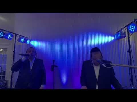 Sruly Green Singing Sruly Singer on the keys Shmily Berger fire 🔥